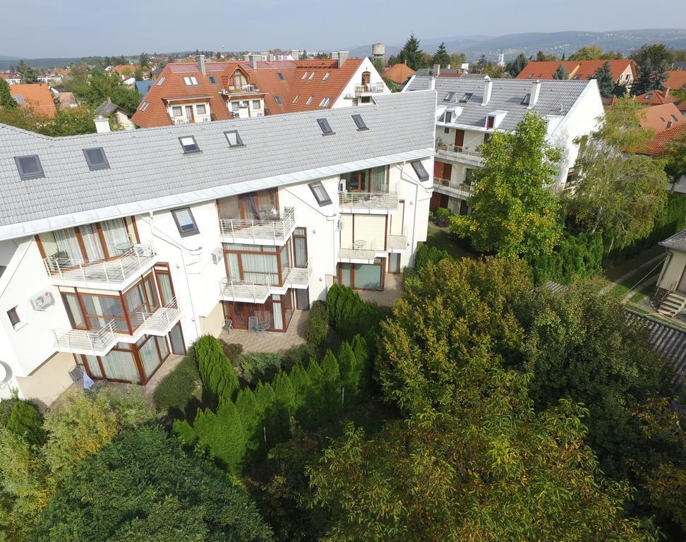 Feng Shui Wellness Apartmanhaz Heviz Exterior photo